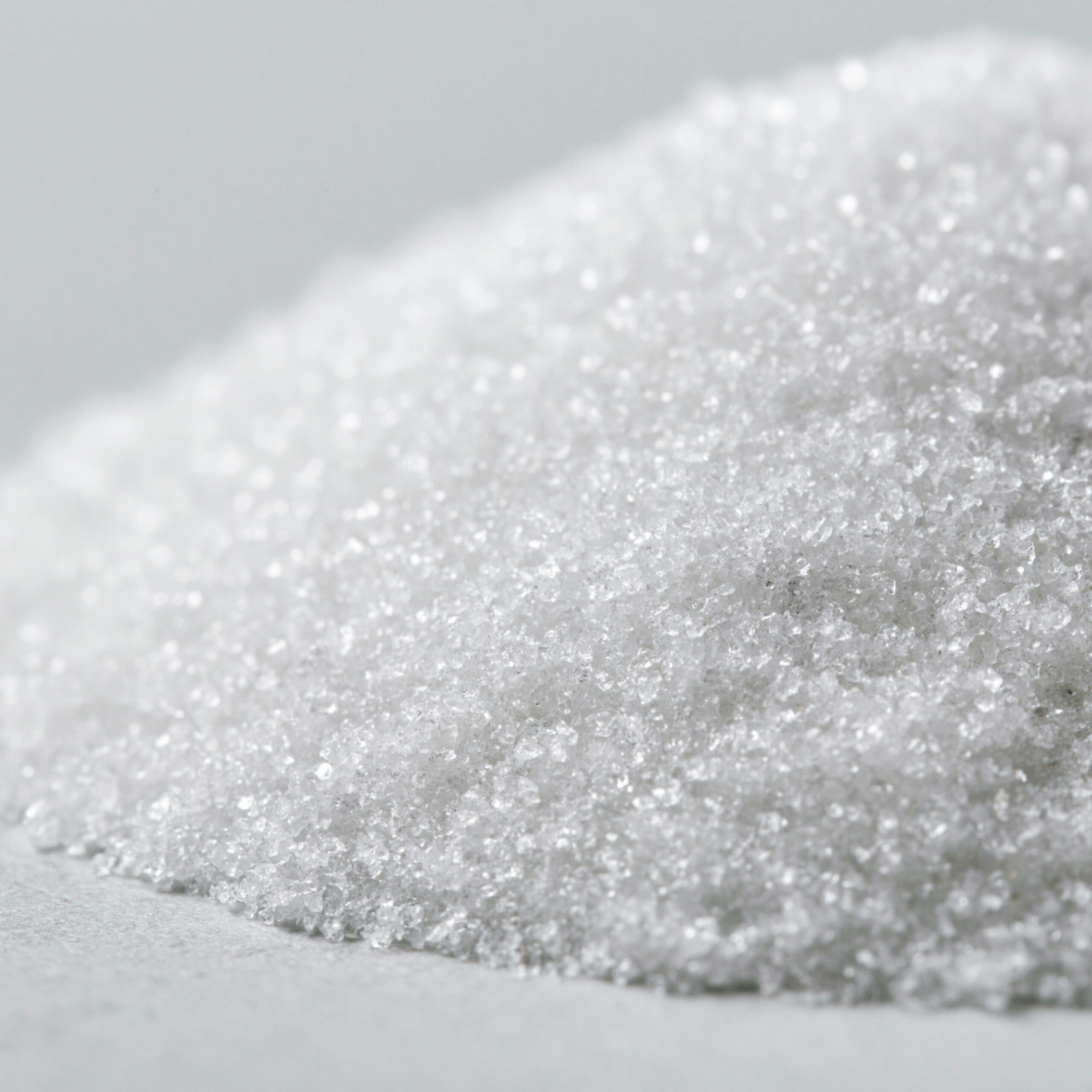 Fine white crystalline SAP granules